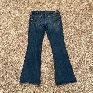 AE Artist jeans